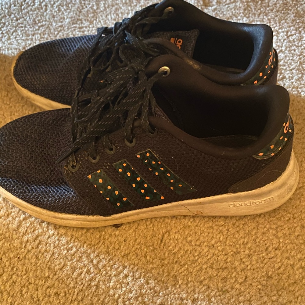 Adidas Tennis Shoes